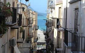 Cefalù Golfo 75